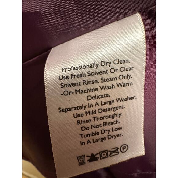 Eddie Bauer Womens Premium Goose Down Puffer Vest Plum Purple Sz Small - Picture 6 of 8